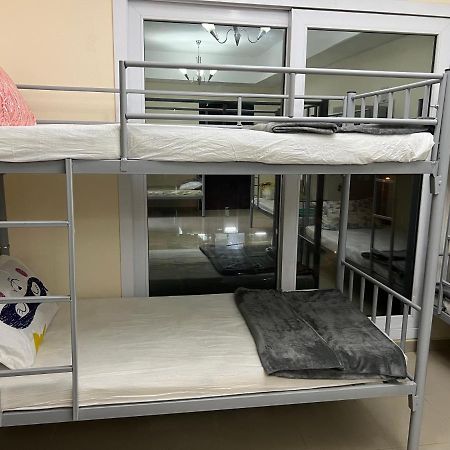 Grand Pearl Hostel For Boys 迪拜 外观 照片
