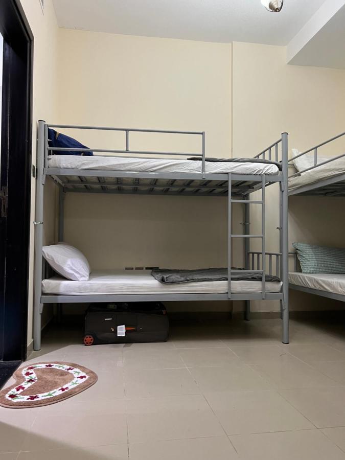 Grand Pearl Hostel For Boys 迪拜 外观 照片