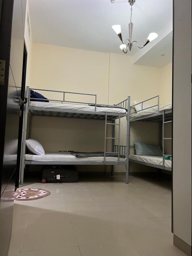 Grand Pearl Hostel For Boys 迪拜 外观 照片